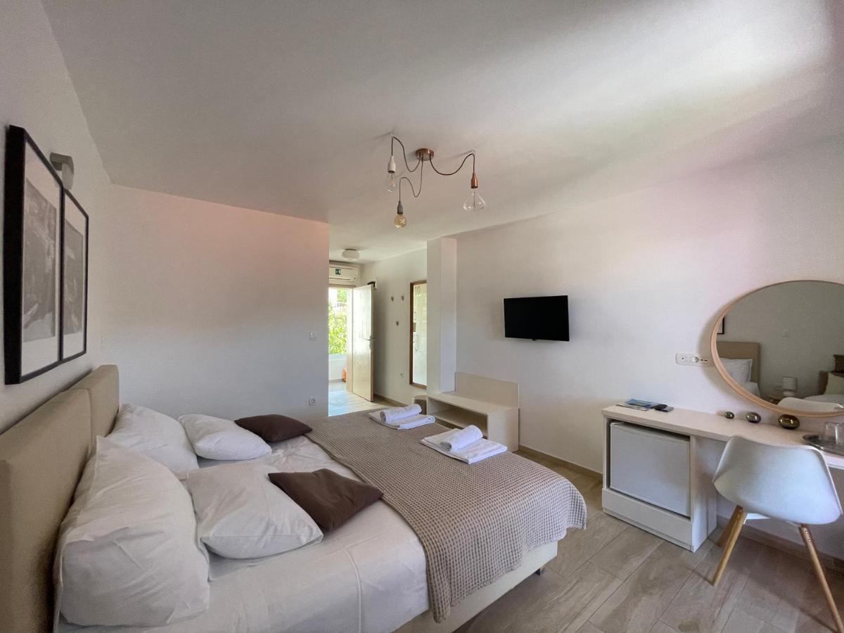 St. Nicholas Rooms Hvar Town Exterior photo