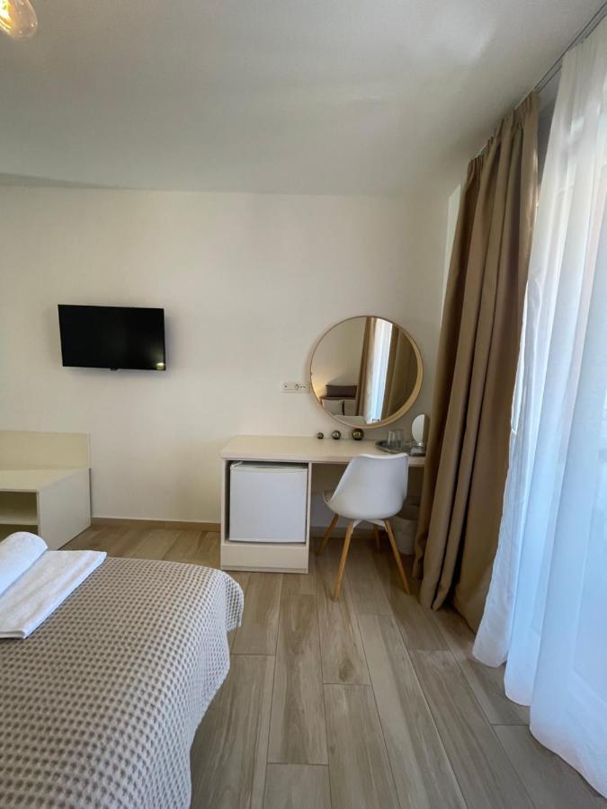 St. Nicholas Rooms Hvar Town Exterior photo